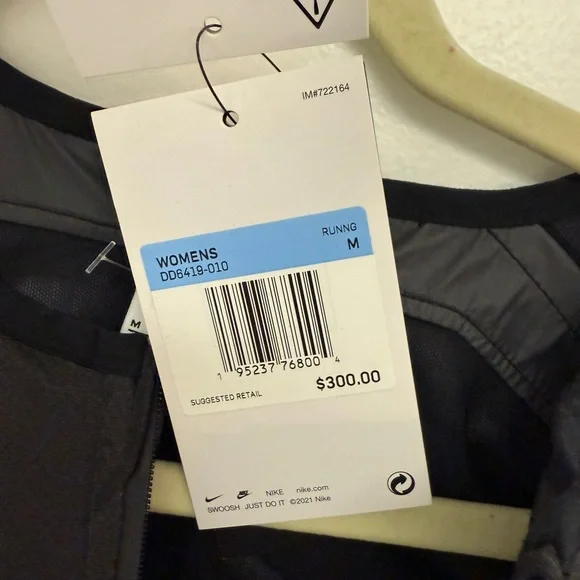 Nike NWT Storm-fit ADV down full running Packable Women's Black Jacket sz M - Picture 4 of 9